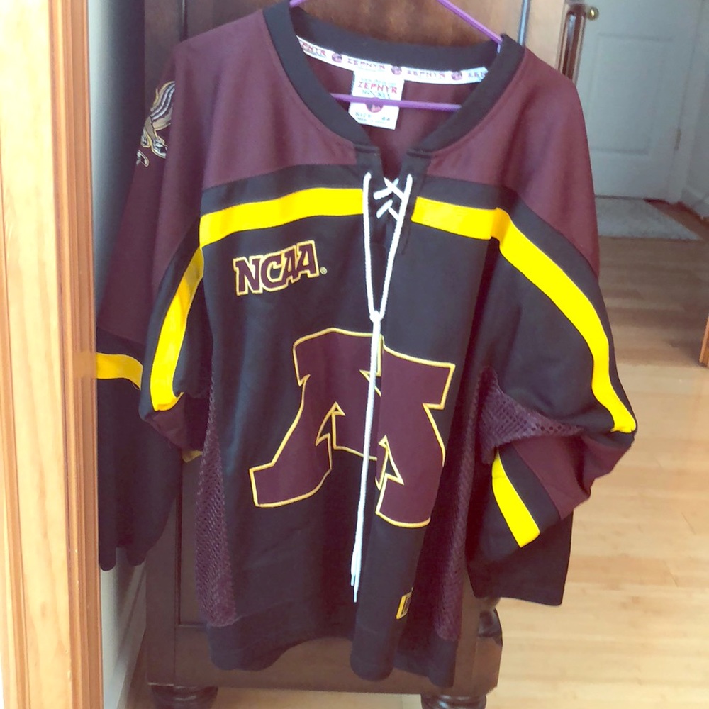 University of Minnesota Hockey Jersey
